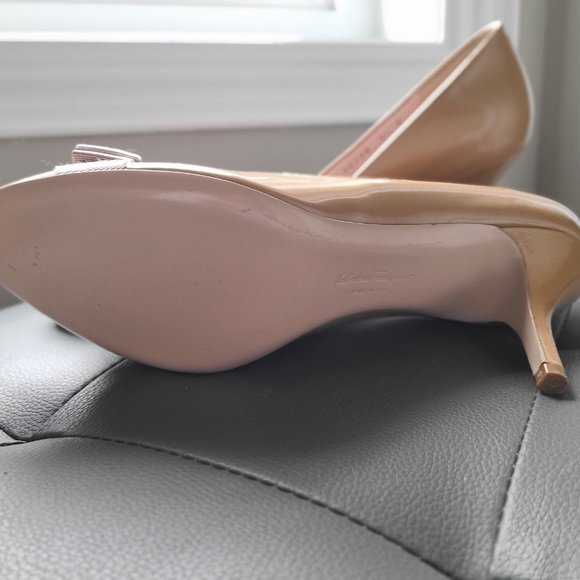 Salvatore Ferragamo heels patent nude - Picture 3 of 4